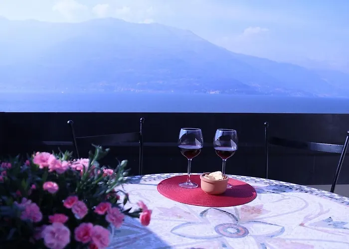 La Splendida, A Breathtaking Terrace On Apartment Bellano